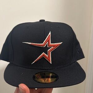 New Era Black and Red Star Hat